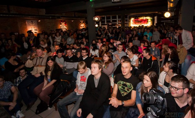 Zdjęcie pochodzi ze strony https://www.facebook.com/standupszczecin