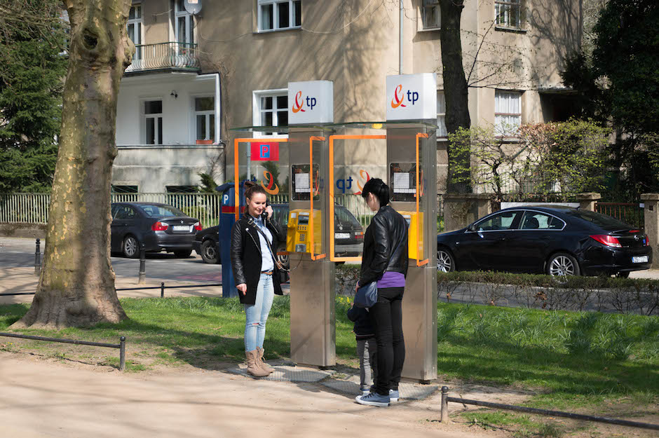 Tu możesz sprawdzić Facebooka. Swoją drogą ciekawe dlaczego Orange nie spieszy się z rebrandingiem automatów? Czyżby były przeznaczone do likwidacji?