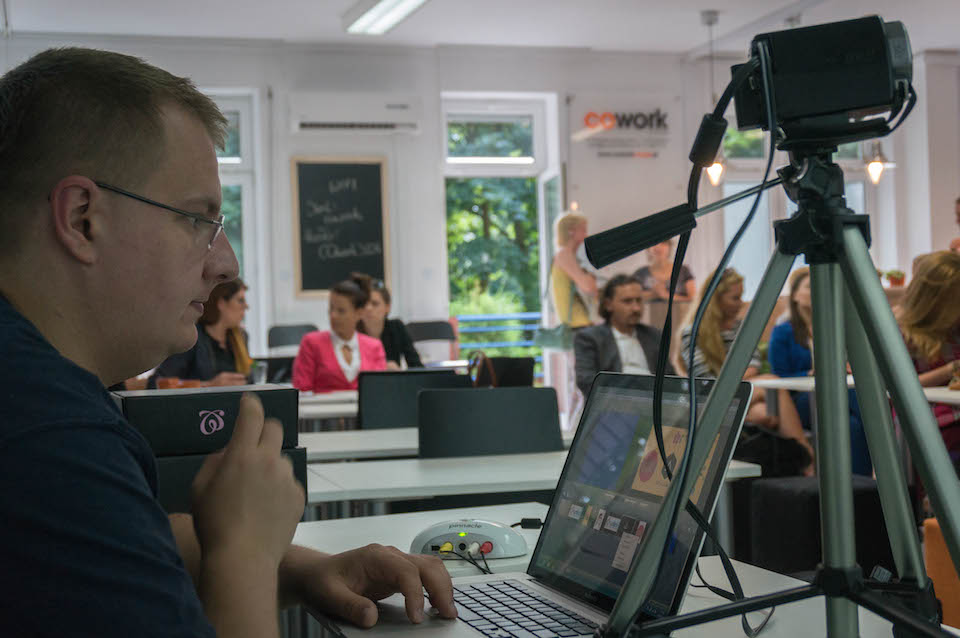 Spotkanie było streamowane i nagrywane przez Piotra Pilka z firmy LanTech. 