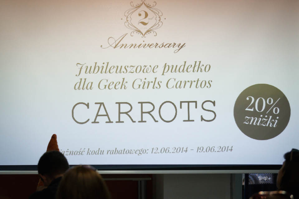 ShinyBox zaproponowało 20% zniżki. Przy okazji dowiedziałem się, że istnieje podobna usługa skierowana do mężczyzn. HopBox, który co dwa tygodnie dostarcza do domów selekcję piw. 