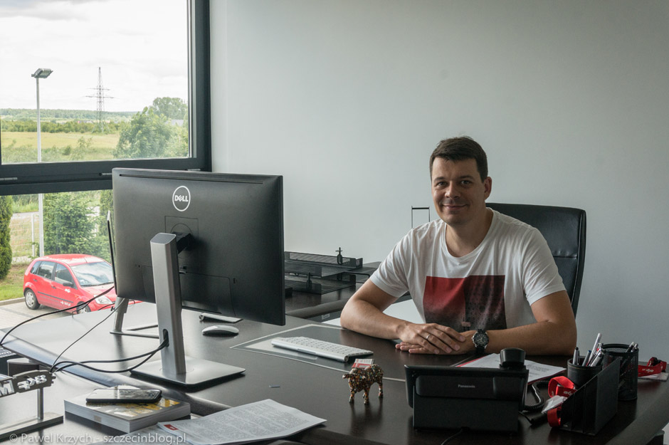 Od 2007 roku firma jest zarządzana przez Piotra Andrzejewskiego i Klaudię Fedorowicz-Andrzejewską. Z Piotrem miałem okazję uciąć sobie dłuższą pogawędkę - niezwykle rzeczowa dyskusja.