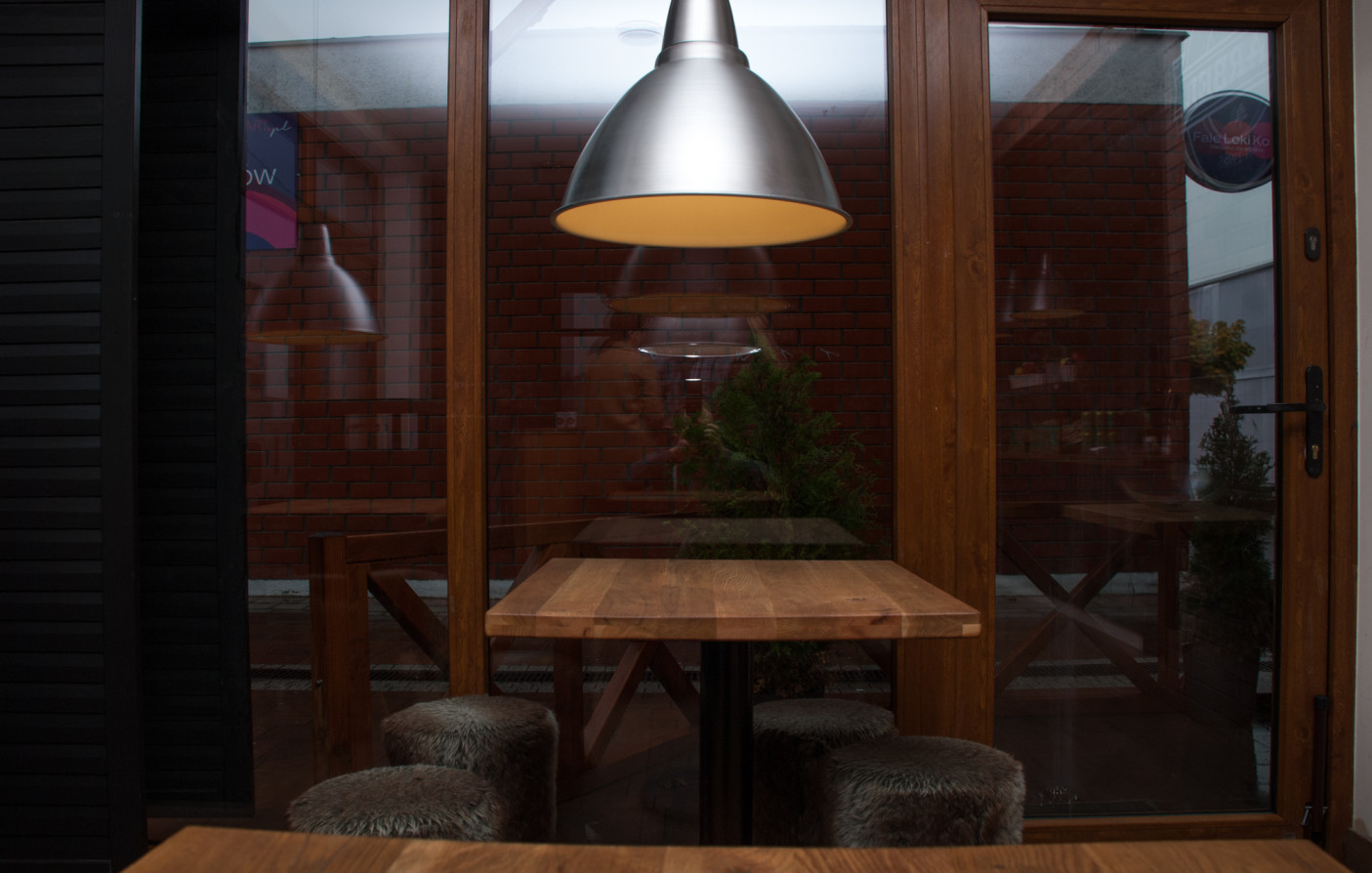 A to ja :). Tam w szybie.