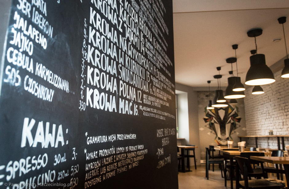 Burgera zjemy już za 10,90 zł.